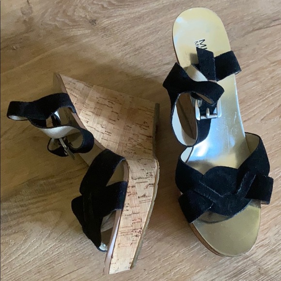 Micheal Kors black suede wedges - Picture 1 of 4